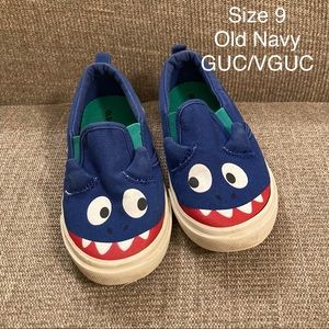 COPY - Toddler boy’s size 9 slip on
